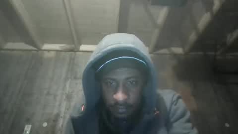 leo199984 online show from 02.24.25