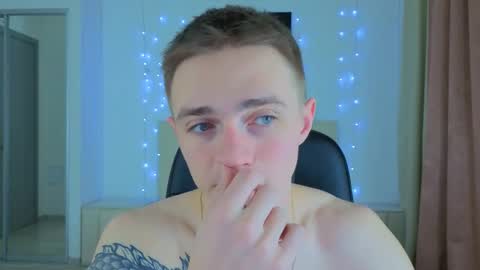 Snapshot of leo__miller chatting on 01.07.26 LEO online show from 01.07.26