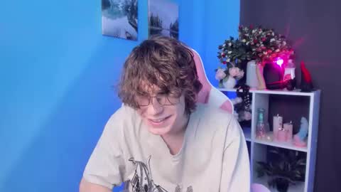 Snapshot of leo_bensyten chatting on 10.15.25 Leo online show from 10.15.25