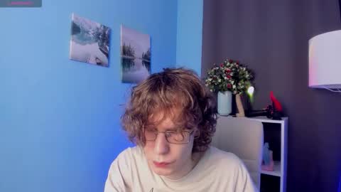 Snapshot of leo_bensyten chatting on 11.09.25 Leo online show from 11.09.25