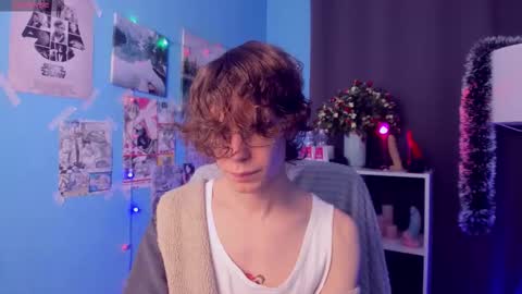 Snapshot of leo_bensyten chatting on 12.03.25 Leo online show from 12.03.25