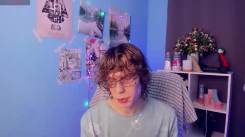 Snapshot of leo_bensyten chatting on 12.17.25 Leo online show from 12.17.25