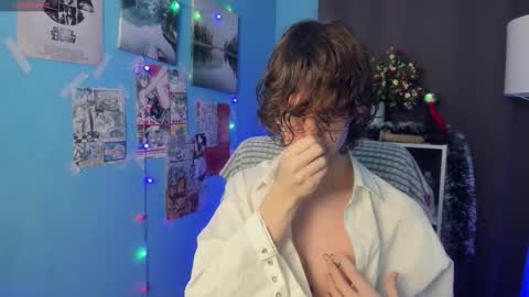 Snapshot of leo_bensyten chatting on 12.20.25 Leo online show from 12.20.25