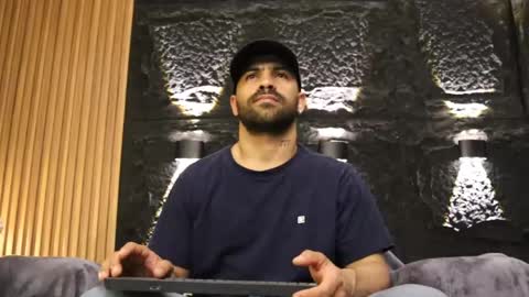 Leo  Diaz online show from 04.23.26