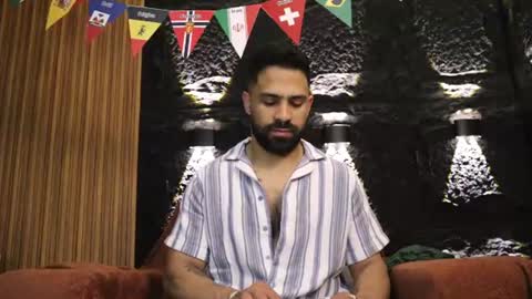 Snapshot of leo_diaz01 chatting on 07.12.26 Leo Diaz online show from 07.12.26