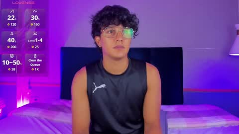 Snapshot of leo_savage_ chatting on 09.17.25 Leo online show from 09.17.25