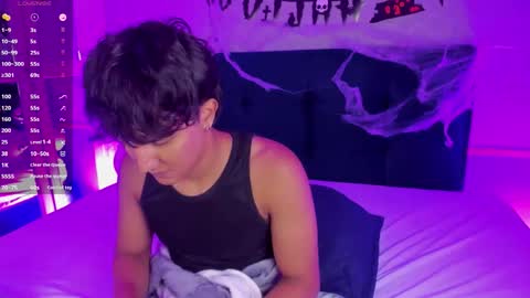 Snapshot of leo_savage_ chatting on 10.17.25 Leo online show from 10.17.25