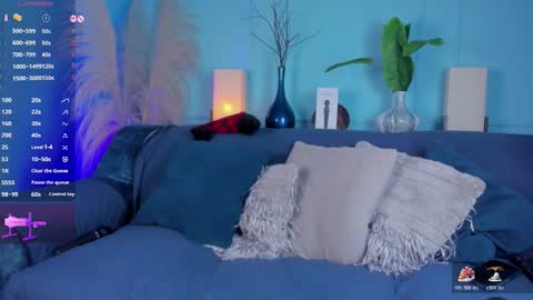 Snapshot of leo_savage_ chatting on 12.15.25 Leo online show from 12.15.25