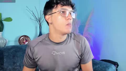 Snapshot of leo_savage_ chatting on 01.19.26 Leo online show from 01.19.26