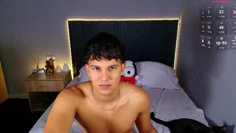 Snapshot of leo_savage_ chatting on 07.24.26 Leo online show from 07.24.26