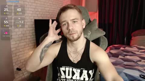 Snapshot of leo_stephens chatting on 03.07.25 leo_stephens online show from 03.07.25