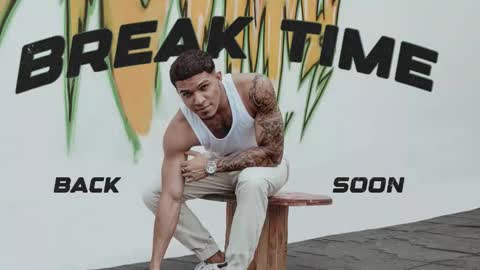 Snapshot of leo_taro chatting on 11.22.25 Leo independent model online show from 11.22.25