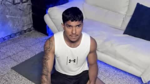 Snapshot of leo_taro chatting on 01.12.26 Leo independent model online show from 01.12.26