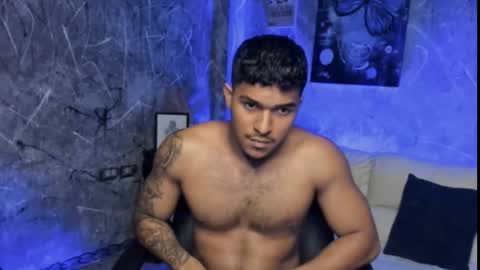 Snapshot of leo_taro chatting on 02.01.26 Leo independent model online show from 02.01.26