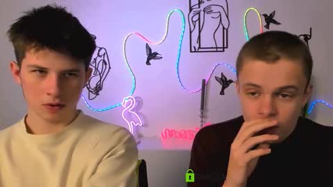 Snapshot of leo_valor chatting on 12.19.25 leo_valor online show from 12.19.25