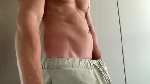 Snapshot of leoandy123 chatting on 10.24.25 leoandy123 online show from 10.24.25