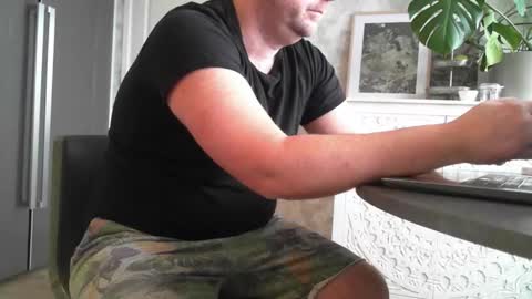 Snapshot of leofromsweden chatting on 03.19.26 Leofromsweden online show from 03.19.26