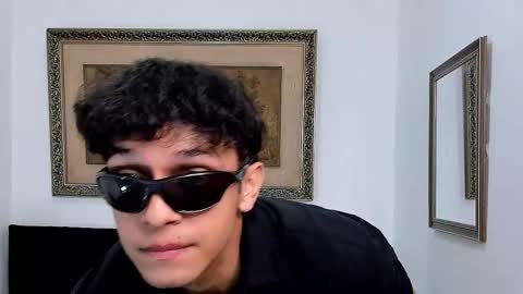 Leon Connor online show from 10.06.25