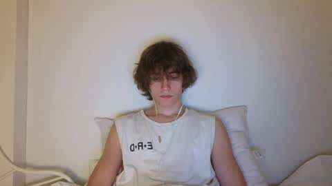 Snapshot of leon_heart666 chatting on 04.17.26 Leon online show from 04.17.26