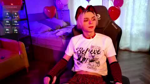 Snapshot of leon_yuugen chatting on 02.14.25 Leon online show from 02.14.25