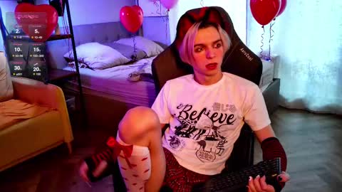 Snapshot of leon_yuugen chatting on 02.15.25 Leon online show from 02.15.25