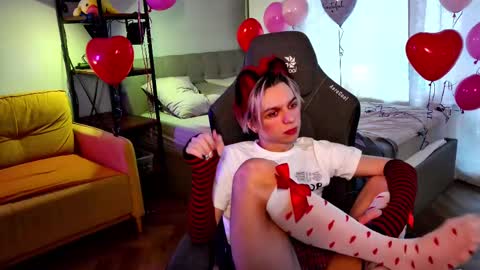 Snapshot of leon_yuugen chatting on 02.17.25 Leon online show from 02.17.25