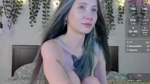 Snapshot of leona_vixen chatting on 06.11.26 Leona online show from 06.11.26