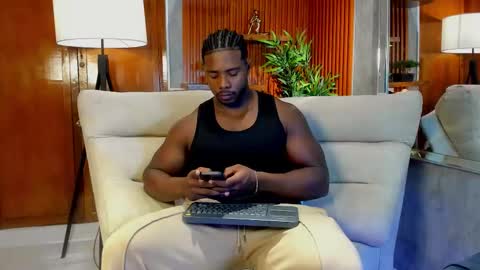 Snapshot of leonardo_jones1 chatting on 02.23.26 Leandro jones online show from 02.23.26