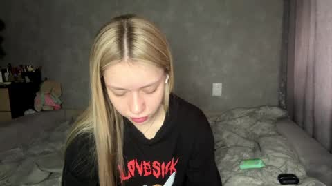 Eva online show from 04.22.26