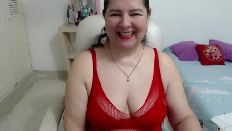 leonela   online show from 04.01.26