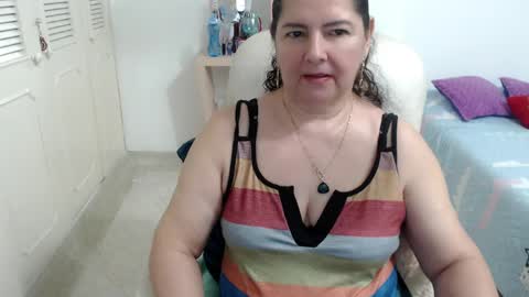 leonela   online show from 04.06.26