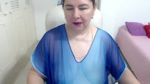 leonela   online show from 05.01.26