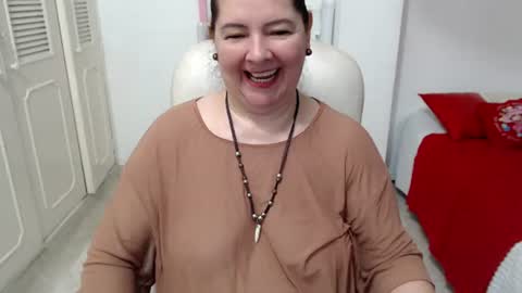 leonela   online show from 06.26.26