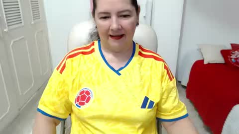 leonela   online show from 06.28.26