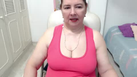 leonela   online show from 07.30.26