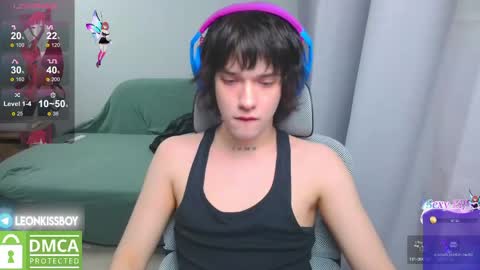 leonkissboy online show from 04.22.26