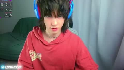 leonkissboy online show from 06.25.26