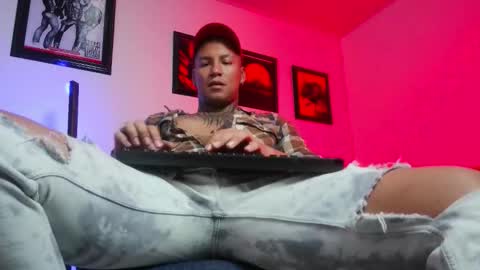 Lenardo jaramillo online show from 10.16.25