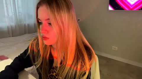 Snapshot of leonormcelyea chatting on 04.02.26 Eve online show from 04.02.26