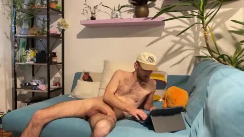 Leon online show from 12.19.25