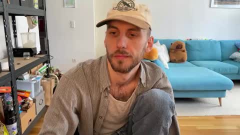 Leon online show from 03.08.26