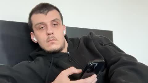 Snapshot of leox015 chatting on 04.12.26 Leoox online show from 04.12.26