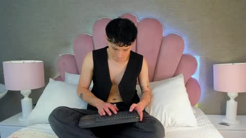 Snapshot of lephystar chatting on 04.28.26 LephyStar online show from 04.28.26
