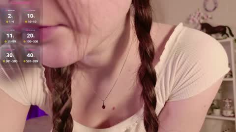 Nicole Moore online show from 04.28.26