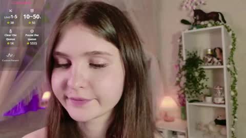 Nicole Moore online show from 05.07.26