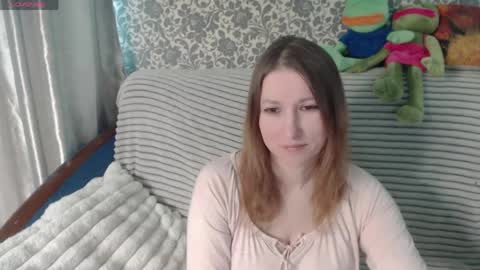 Snapshot of lesanamagic chatting on 05.30.26 LesanaMagic online show from 05.30.26