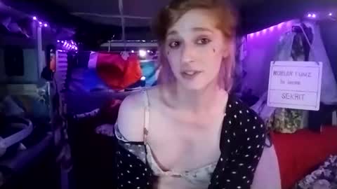 LesleyGumGrass- The Boring Trans girl online show from 02.16.25