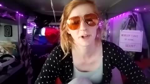 LesleyGumGrass- The Boring Trans girl online show from 02.17.25