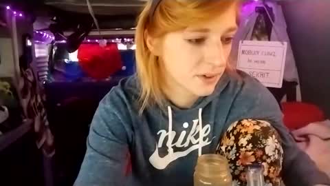 LesleyGumGrass- The Boring Trans girl online show from 02.18.25