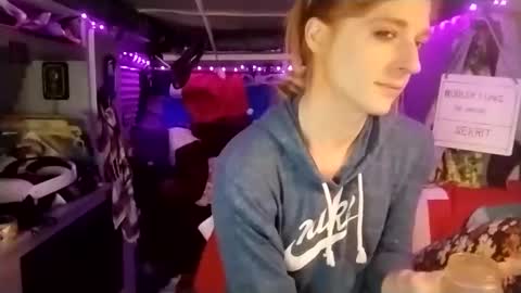 LesleyGumGrass- The Boring Trans girl online show from 02.19.25